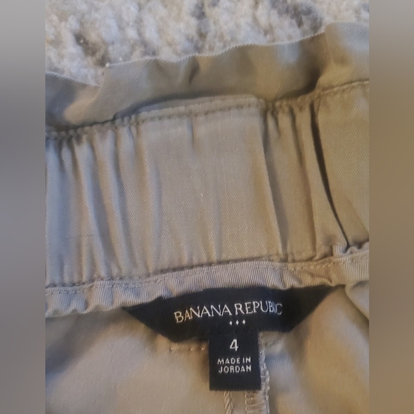 Banana Republic Sage Green Paper Bag Waist Pants 4 - Picture 3 of 5